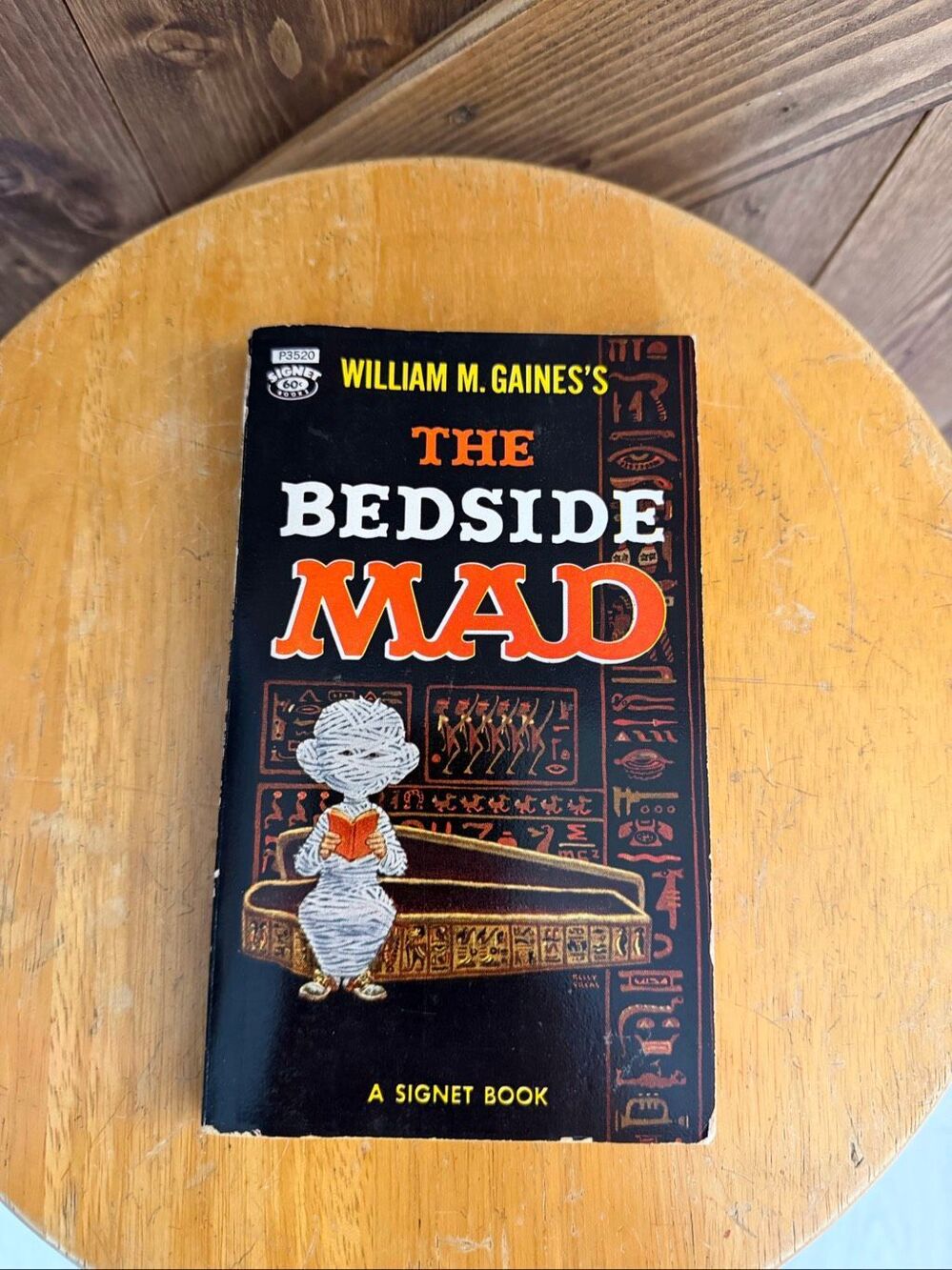 Vintage William M. Gaines’s The Bedside MAD Signet Book P3520 Paperback (9199)